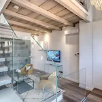 Piazza Dei Renzi Trastevere Building 4 Bedroom With Terrace