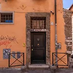 Piazza Dei Renzi Trastevere Building 4 Bedroom With Terrace