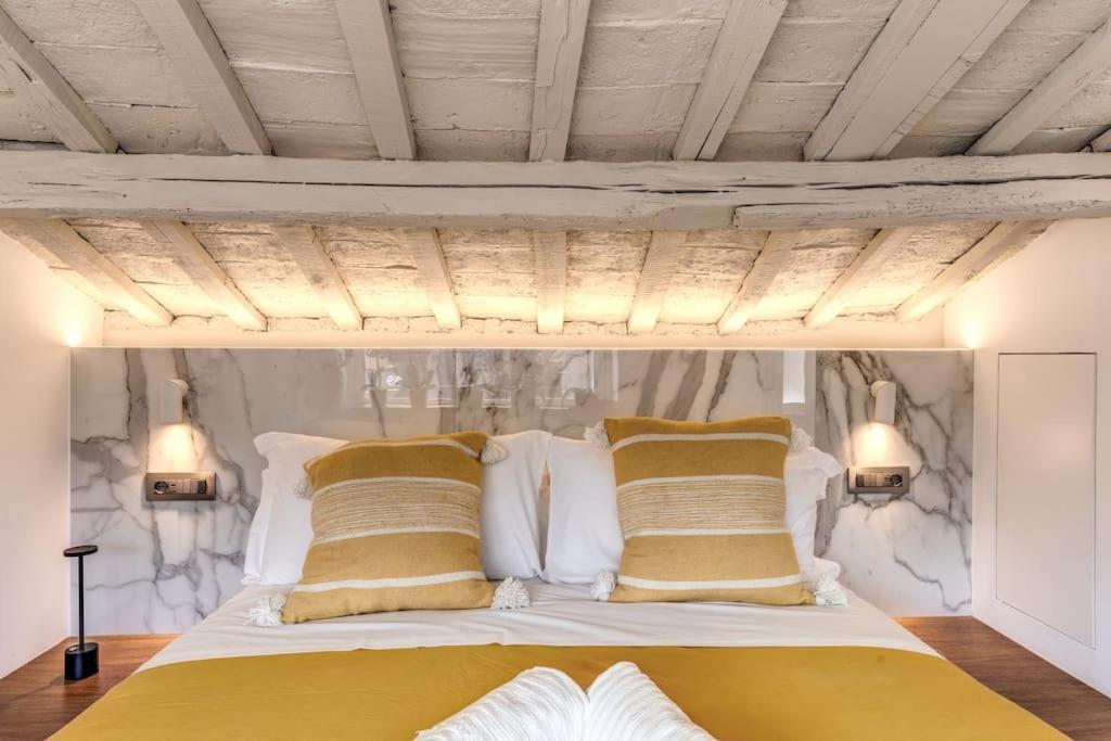 Piazza Dei Renzi Trastevere Building 4 Bedroom With Terrace Roma