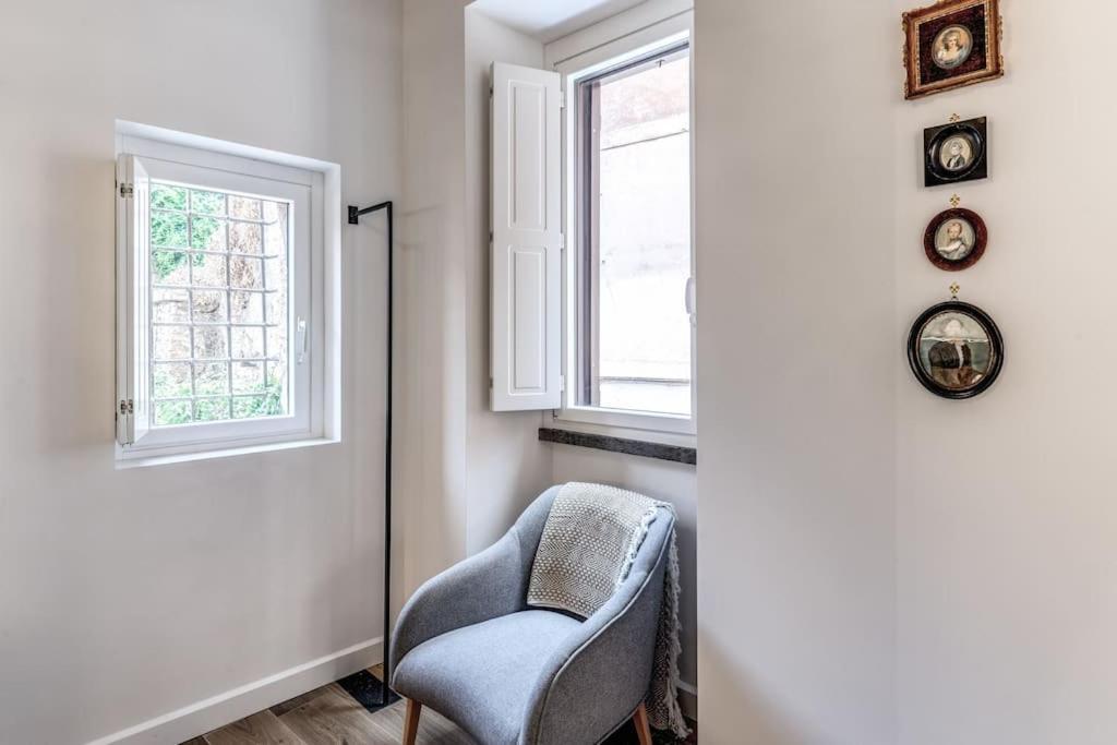 Piazza Dei Renzi Trastevere Building 4 Bedroom With Terrace Appartamento *