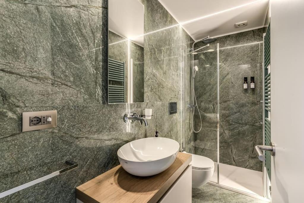 Piazza Dei Renzi Trastevere Building 4 Bedroom With Terrace Appartamento *