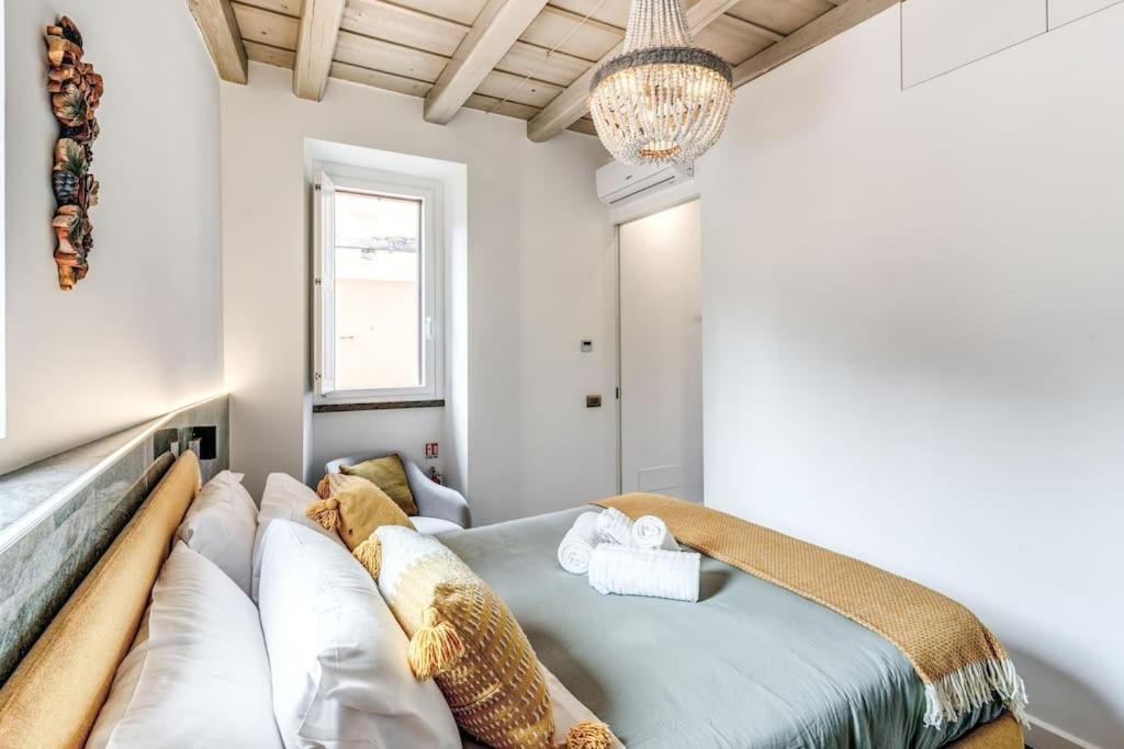 Piazza Dei Renzi Trastevere Building 4 Bedroom With Terrace Appartamento Roma