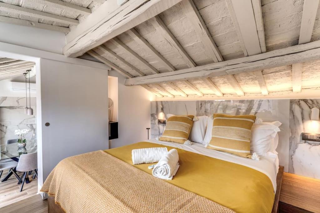 Piazza Dei Renzi Trastevere Building 4 Bedroom With Terrace Appartamento